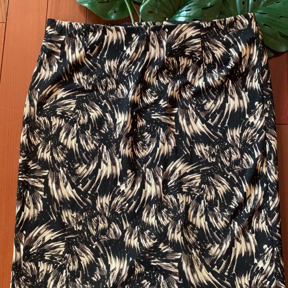 Alfani Black and Tan Skirt
